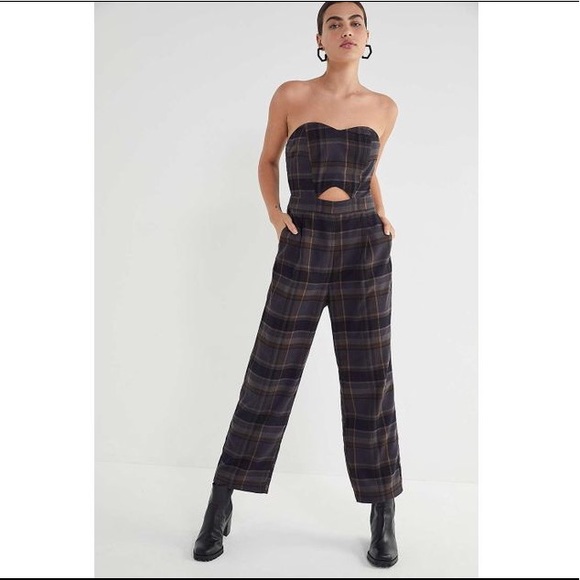 UO Plaid Tie-Back Strapless Jumpsuit - Picture 1 of 4